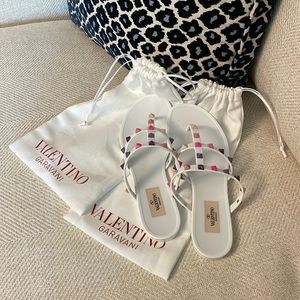 COPY - Valentino Garavani summer rockstud rubber sandals